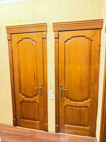 plasmas qapi: Klassik dizaynlı taxta iç qapılar dəsti - Material: tam ağac (isti at lalafo.az plasmas qapi: Klassik dizaynlı taxta iç qapılar dəsti - Material: tam ağac (isti