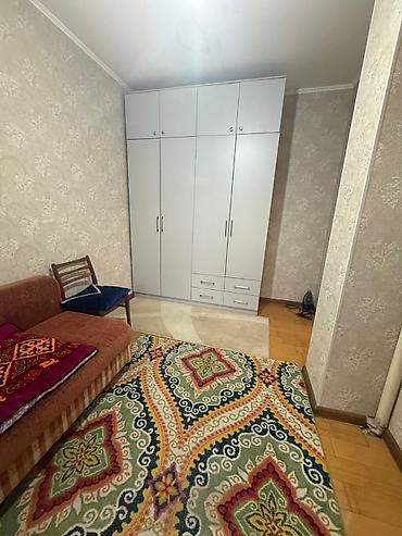 Үйлөрдү сатуу: 6 бөлмө, 220 м², 6 соток, Бишкек, Ала-Тоо ж/м Кыймылсыз мүлк агенттиги — 3