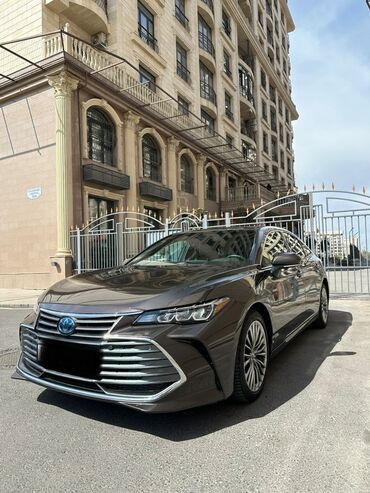 гибрид машина купить: Toyota Avalon Hybrid, седан бизнес‑класса. Кузов и внешний вид: -
