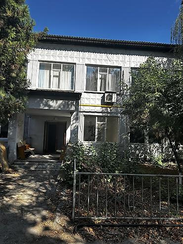 аренда здани: Сдаётся здание площадью до 830кв.м с прилегающей территорией — 7