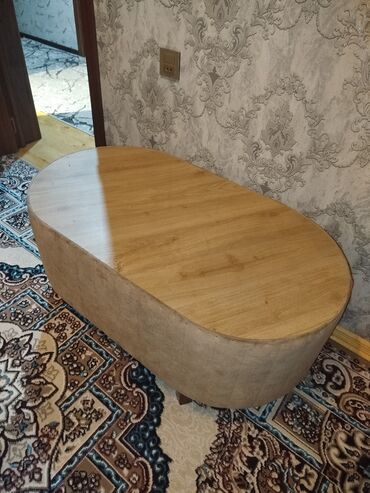 Masalar: Jurnal masası, İşlənmiş, Laminat, Oval masa