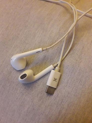 basovka kalonka: USB‑C naqilli qulaqlıq - Rəng: ağ - Naqil tipli, qulaq içi (earpods) — 1