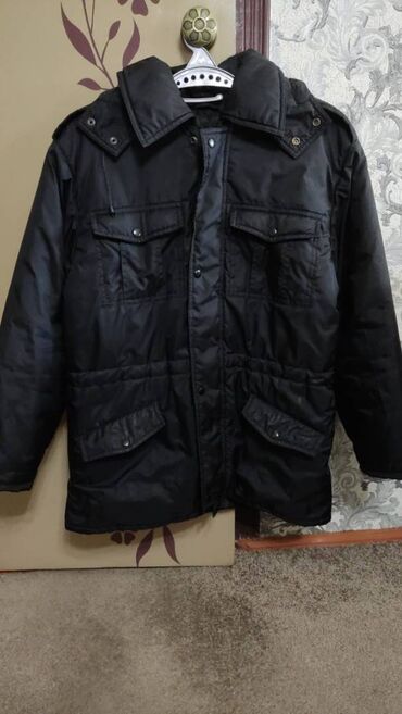 зимние мужские куртки с капюшоном: Куртка түсү - Кара