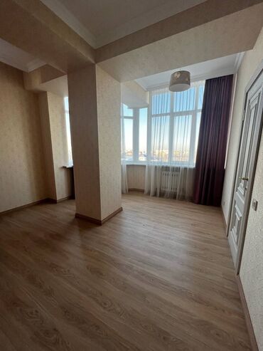 alize puffy купить в бишкек в Кыргызстан | MERCEDES-BENZ: Элитка, 4 комнаты, 131 м², Бронированные двери, Лифт, Без мебели