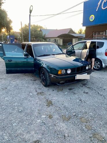 BMW: BMW 520: 1991 г., 2 л, Механика, Бензин, Седан