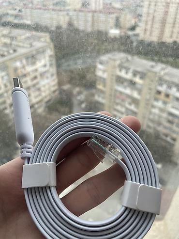 termi: USB–RJ45 konsol kabeli - Tip: USB-A dan RJ45 (console) adapterli — 2