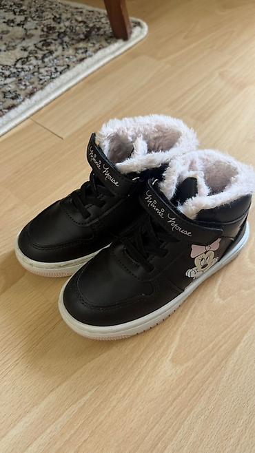 nike air forse: Детские ботинки Waikiki б/у в отличном состоянии размер 28
800 сом — 1