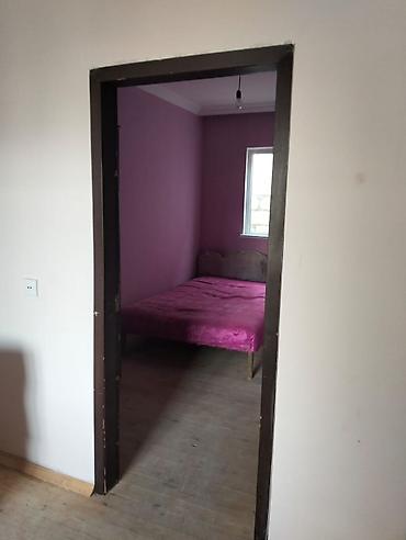 sabuncuda ev: Mehemmedlıde 2 otaqlı kıraye ev yoldan 30 metr ıcerde orta esyalı — 5