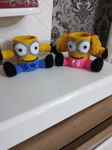 Qələm qabları: Karandaş qabı Minyonəl işidir . Ручная вязка карандашница Миньон, на — 2