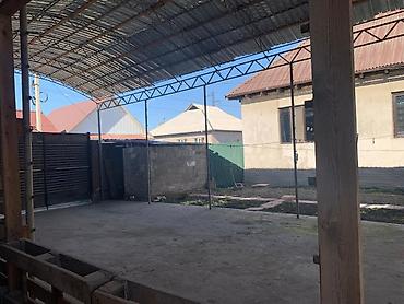 house kg бишкек: Продаётся Дом 90кв.м Участок 4,5 сотых Описание: - Участок — 2