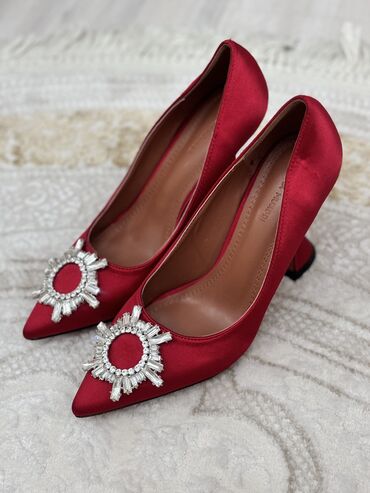 туфли классические 38 размер: Туфли 38, цвет - Красный