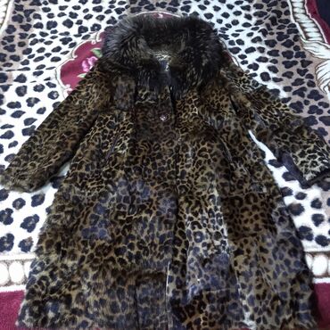 Пиджаки: Leopar naxışlı kürk palto - Material: sıx, yumşaq tüklü kürk