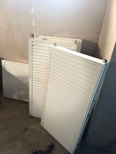 kombi radyator: İşlənmiş Seksiyalı Radiator Ünvandan götürmə, Zəmanətsiz, Kredit yoxdur