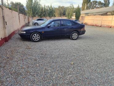 Mazda: Mazda 626: 1994 г., 2 л, Механика, Бензин, Седан