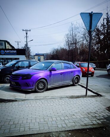 Chevrolet: Chevrolet Cruze: 2012 г., 1.6 л, Механика, Бензин, Седан