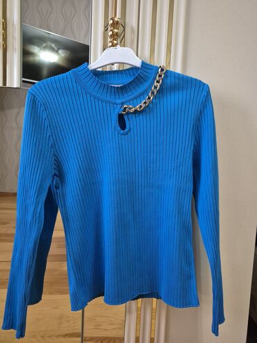ZX: Qadın üçün mavi rəngli trikotaj bluz - Model: Uzunqollu, dar şəkildə
