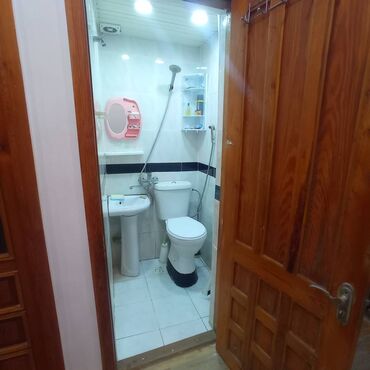 Həyət evləri və villaların satışı: Binəqədi qəs. 5 otaqlı, 110 kv. m, Kredit var, Orta təmir — 16