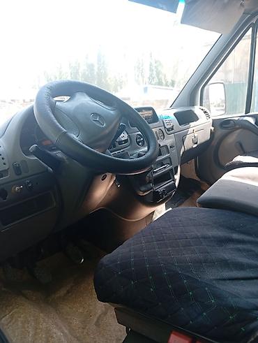 бус будка: Mercedes-Benz Спринтер: 2002 г., Дизель, Фургон — 7