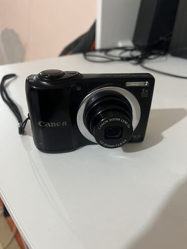 цифровой фотоаппарат canon: Продаю цифровой фотоаппарат или мыльницу canon a810. не работает одна
