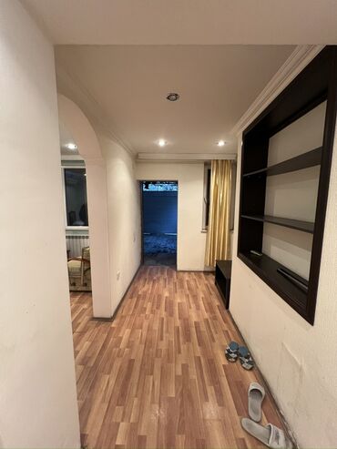 Uzunmüddətli kirayə mənzillər: Yasamal rayonunda Şarifzada küçasinda beşmartabali daş evin birinci -da lalafo.az — 3 Uzunmüddətli kirayə mənzillər: Yasamal rayonunda Şarifzada küçasinda beşmartabali daş evin birinci — 3