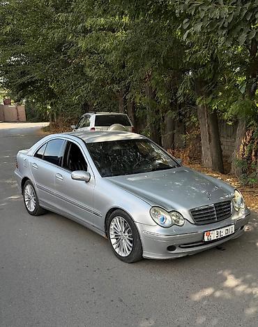 мерсы: Mercedes-Benz C-Class: 2004 г., 2 л, Автомат, Бензин, Седан — 2