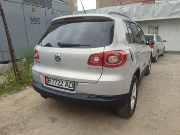 поло 2011: Volkswagen Tiguan: 2008 г., 2 л, Автомат, Бензин, Кроссовер