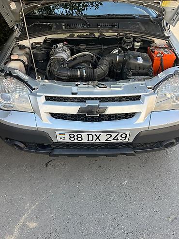 kreditle avtomobil: Chevrolet Niva: 1.6 л | 2012 г. 200000 км Кроссовер — 2