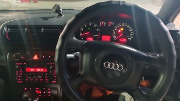 Audi: Audi A4: 2000 г., 1.8 л, Автомат, Бензин, Универсал