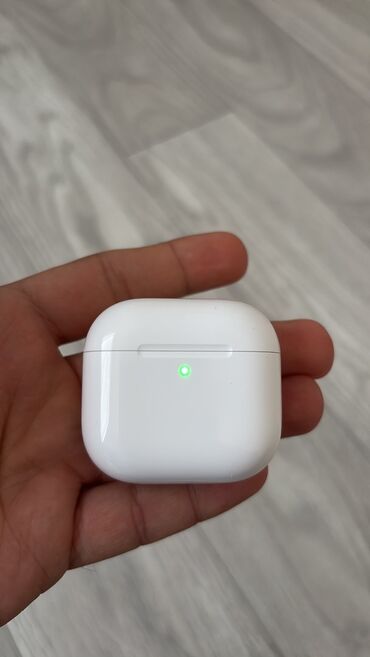 bluetooth qulaqliq: İşlənmiş Simsiz (Bluetooth) Qulaqcıqlar, Apple, rəng - Ağ