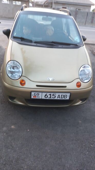 спец машина: Продается Daewoo Matiz золотистого цвета, четырехдверный хэтчбек