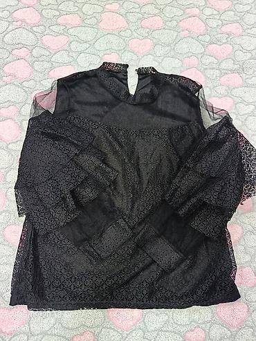 Qara rəngli zərif qadın bluzu - Material: incə şifon və krujeva