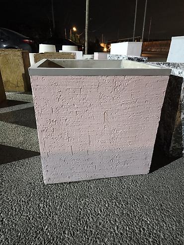 мох: Kvadrat formalı dekorativ bitki küpü - Material: beton/daş qarışığı — 1