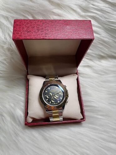 Ručni satovi: Sat ROLEX 
Cena:2600din na lalafo.rs — 21 Ručni satovi: Sat ROLEX 
Cena:2600din — 21