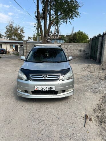 toyota camry 2004: Toyota Ipsum: 2002 г., 2.4 л, Автомат, Газ, Минивэн