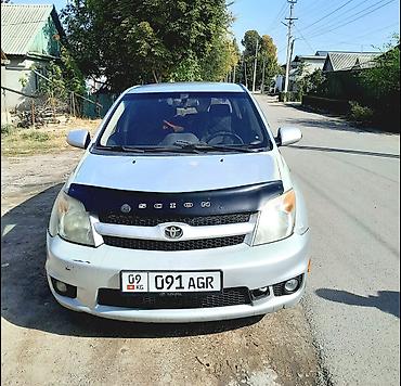 Toyota: Toyota Ist: 2005 г., 1.5 л, Автомат, Бензин, Хетчбек — 2