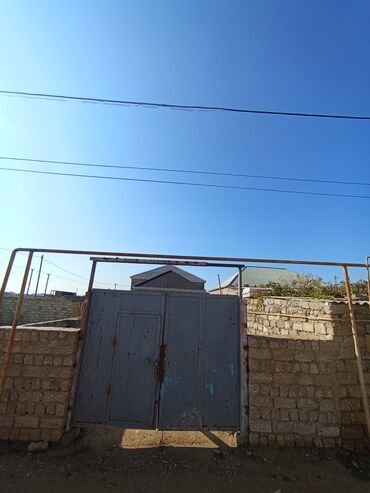 kiridit evlər: Salam ev Binə savxoz da yerləşir asvalt yol 2 masurut işləyir