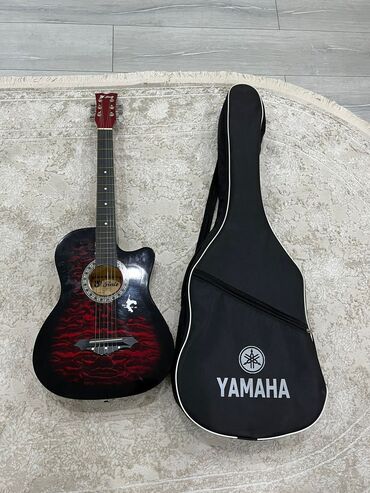 gitara gence: Akustik gitara, Yamaha, 6 sim, İşlənmiş, Pulsuz çatdırılma