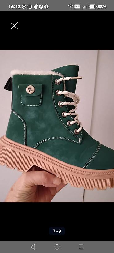 claudia donatelli boots: Zimske ženske čizme – zelene - Model: visoke vezane čizme sa krznenom — 7