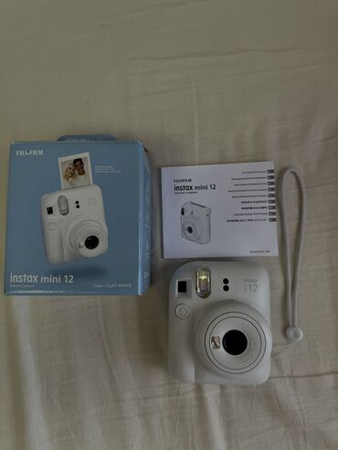 фот фокус: Instax Mini 12 — улови момент ярко! Лёгкий, стильный и суперпростой в