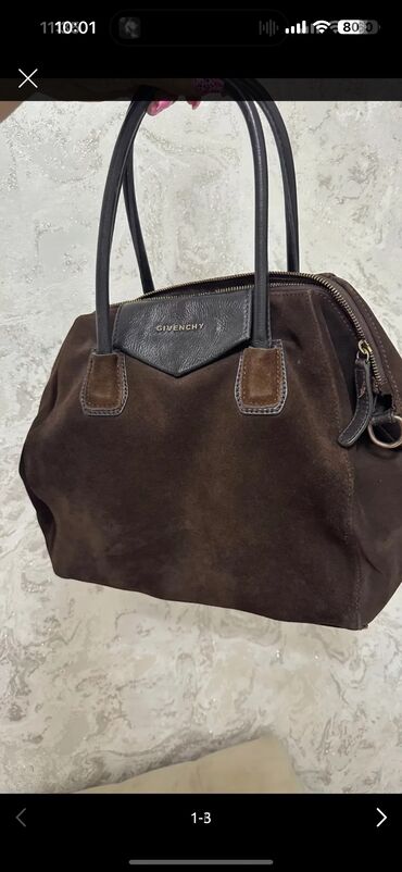 ювелирные изделия из золота: Классическая сумка, Givenchy, Италия, Материал: Замша, Женские, Б/у