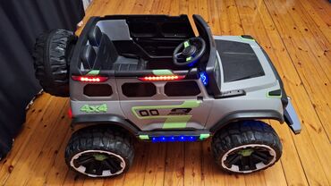 Uşaq üçün elektrik maşınları: Uşaq üçün elektrikli off-road maşın - Korpus: SUV tipli dizayn, 4x4 — 8