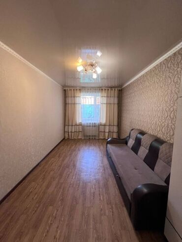 квартира рынок аламедин: 1 комната, 30 м², Индивидуалка, 1 этаж