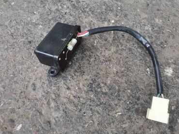 Auto delovi: Relej, potencimetar periodičnog rada brisača Lada Niva, Lade 7 Riva — 2