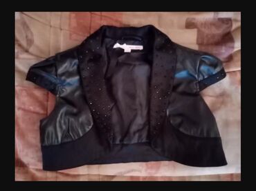 Ostala ženska odeća: Crni bolero u kombinaciji sa imitacijom koze, svecaniji, nov, nosen