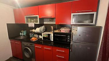 silver kitchen: Кухонный гарнитур, Б/у, цвет - Красный, ДСП, Самовывоз — 1