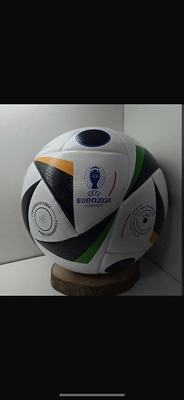 Мячи: UEFA EURO 2024 dizaynlı futbol topu - Rənglər: ağ əsas üzərində qara — 1