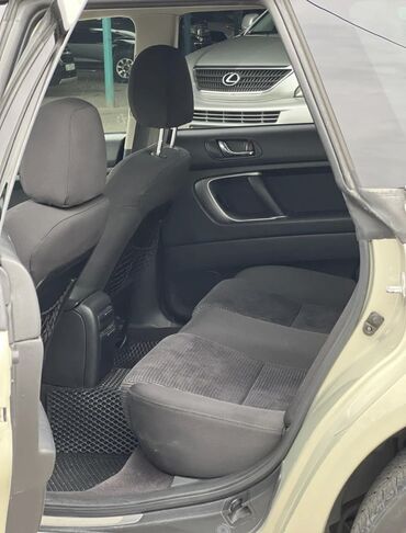 Subaru: Subaru Outback: 2005 г., Бензин — 6