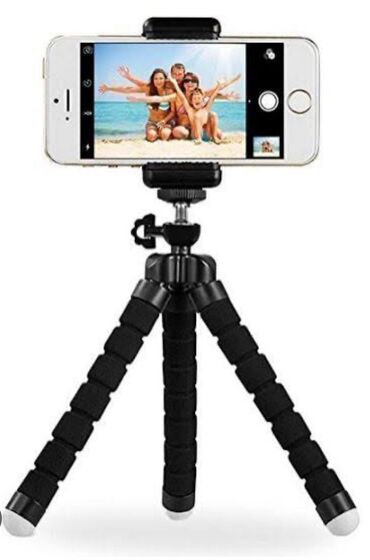 студийное оборудование: Селфи-палка гибкая, покупала в Дубаи за 4500, можно крепить у любой