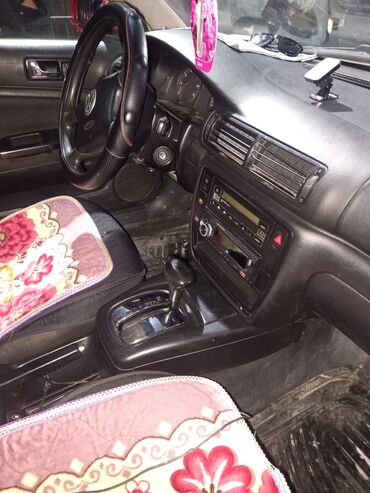 Volkswagen: Volkswagen Passat: 2004 г., 1.6 л, Автомат, Бензин, Седан — 7