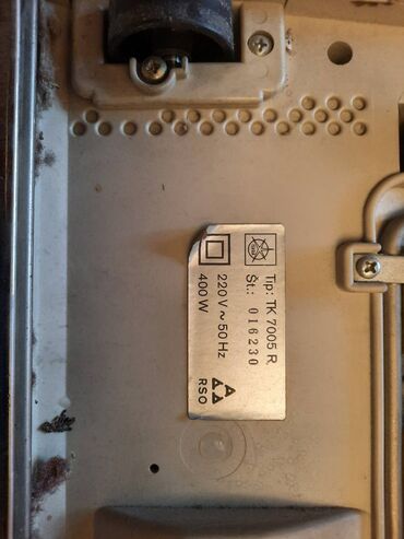 Klasični usisivači: Stari,retro usisivac Iskra sa vrecom TK 7005 R. Proban samo dlanom — 15
